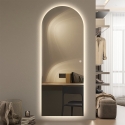 Specchio da parete moderno retroilluminato 170x65cm luce LED Stjarna Saldi