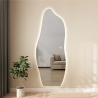 Specchio da parete retroilluminato design moderno irregolare 170x65cm Kerti Offerta