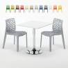 Tavolino Quadrato Bianco 70x70 cm con Base in Acciaio e 2 Sedie Colorate Gruvyer Cocktail Scelta