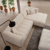Divano 4 posti angolare destro con chaiselongue in bouclè Cady Right Saldi