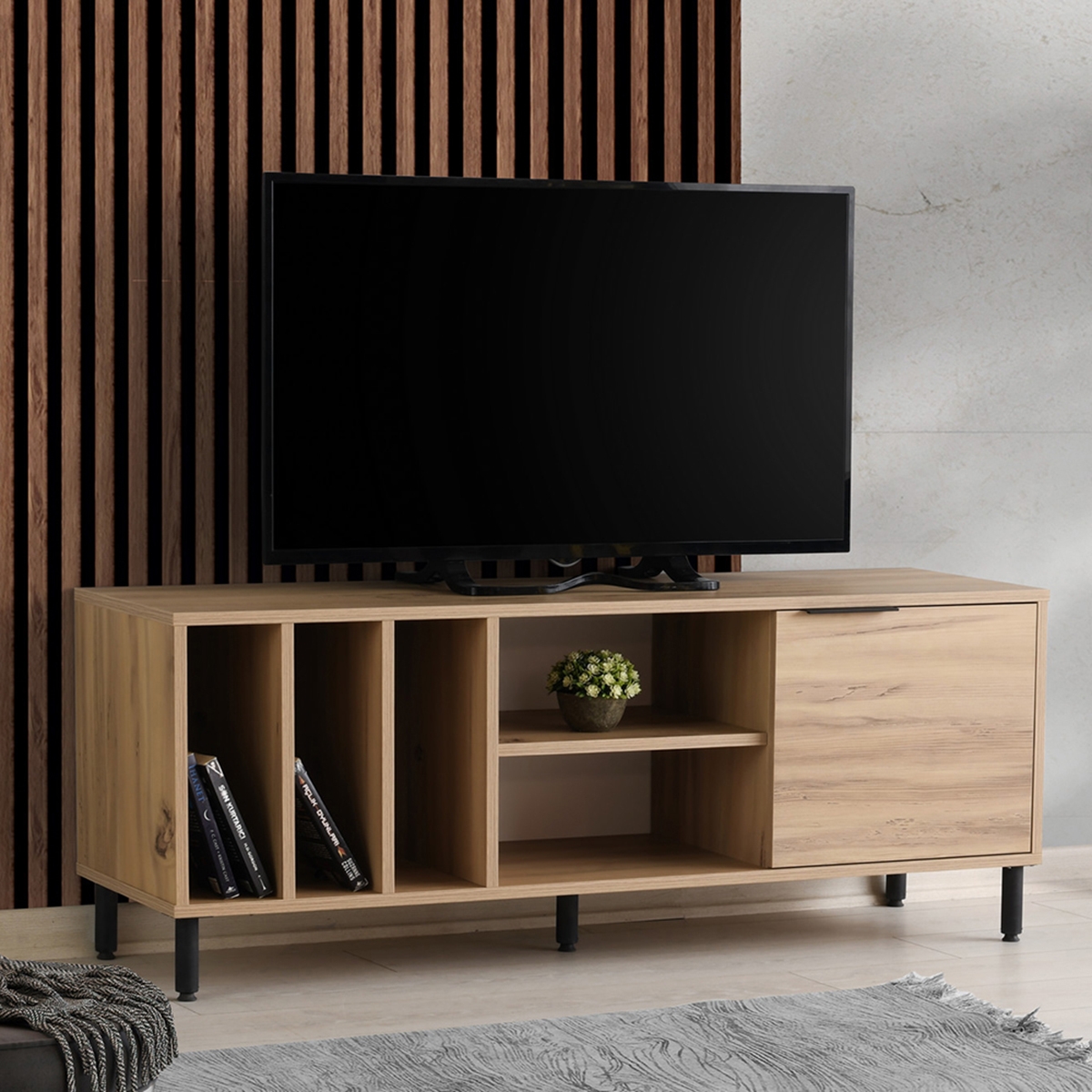 Mobile porta TV moderno 140cm in legno con antina e 5 scomparti Bodegas Promozione Mobile porta TV moderno 140cm in legno con antina e 5 scomparti Bodegas Promozione