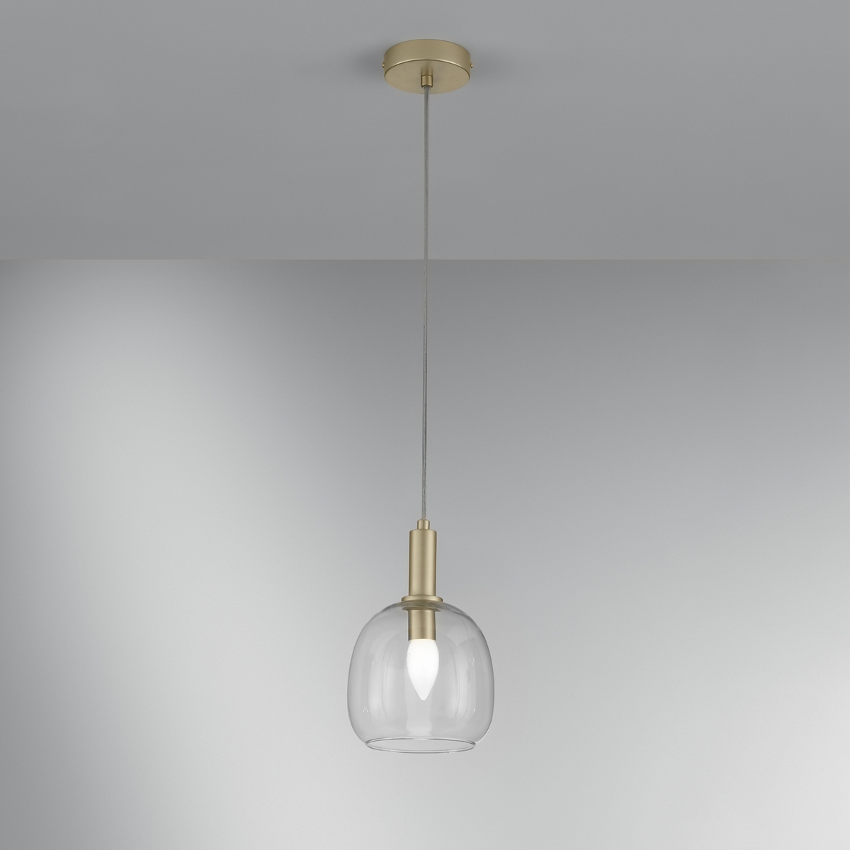 Goldene Pendelleuchte mit Einzelschirm aus Glas Brandy LS Aktion Goldene Pendelleuchte mit Einzelschirm aus Glas Brandy LS Aktion