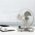3in1 Stand-, Tisch- und Wandventilator, höhenverstellbar Planetarium Angebot