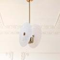 Lampadario in metallo dorato con paralumi in vetro decorato Glass Vendita