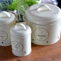 Küchendose für Kartoffeln aus Blech mit Löchern, Print und Deckel Preis