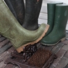 Schuhreinigungsbürste aus Gusseisen mit Rußfreischaber Angebot