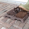 Schuhreinigungsbürste aus Gusseisen mit Rußfreischaber Verkauf