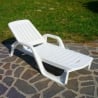 Chaise longue de jardin piscine en polypropylène blanc avec roues Zanzibar Vente