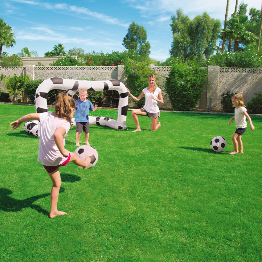 52058 Bestway Aufblasbares mit 2 Fußbällen, Garten, Pool für